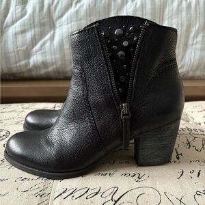 Nine West Vintage America Collection Black Leather Ankle Boots Booties